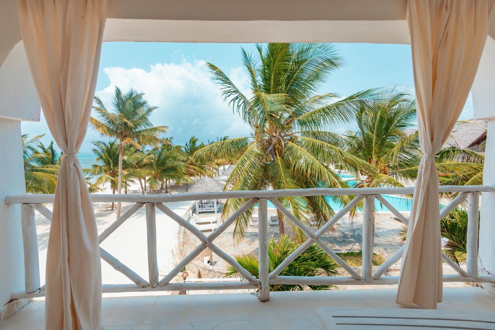 Twiga Beach Resort Watamu Eksteriør billede