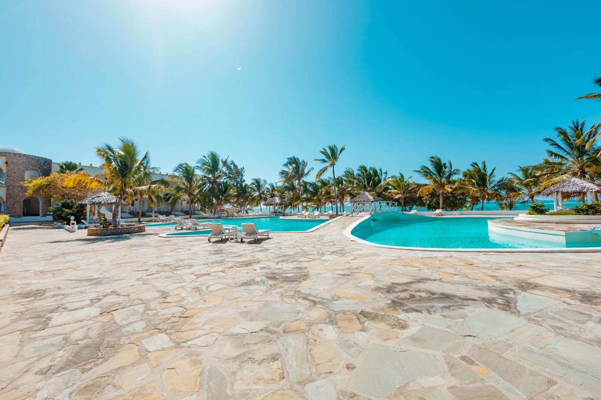 Twiga Beach Resort Watamu Eksteriør billede