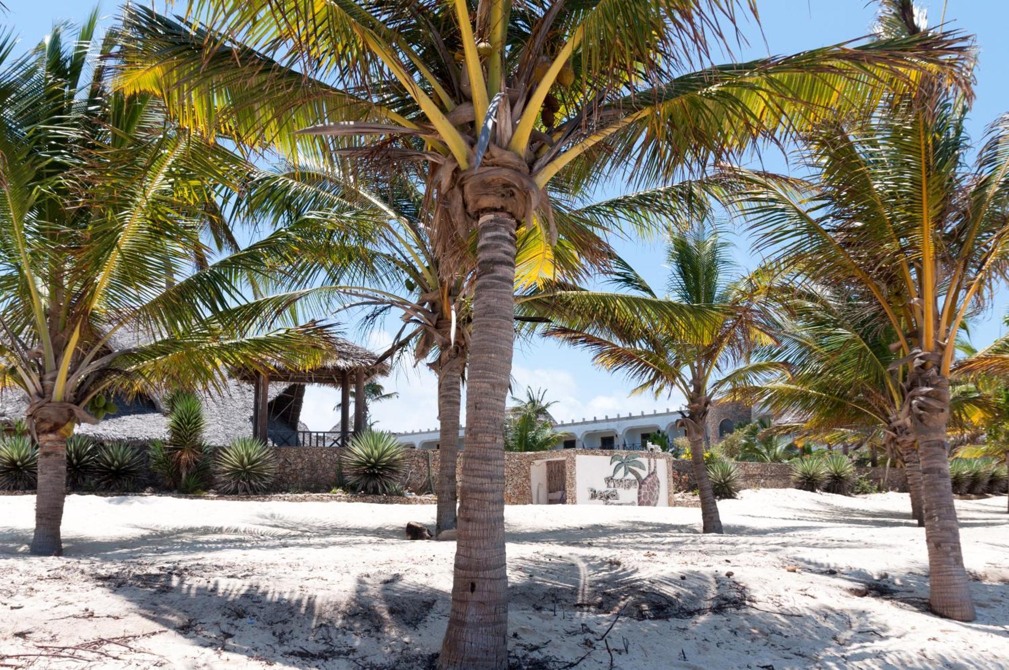 Twiga Beach Resort Watamu Eksteriør billede